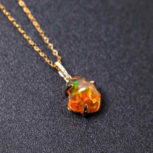 1.84 ct Fire Opal & Diamond Necklace