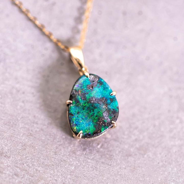 3.07ct Unique Pattern Boulder Opal Necklace