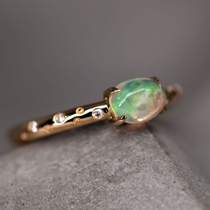 Exquisite Engagement Ring Fire Opal and Diamonds