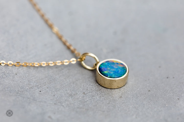 Geometric Round Shaped Australian Doublet Opal Necklace-6
