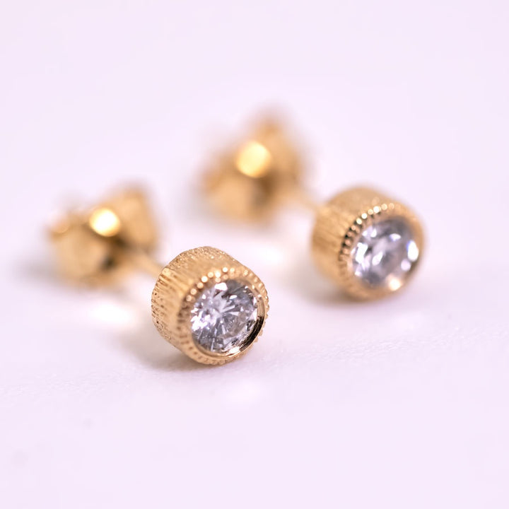 Milgrain Finish Brilliant Diamond Stud Earrings