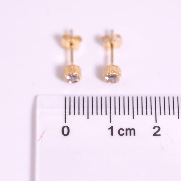 Milgrain Finish Brilliant Diamond Stud Earrings