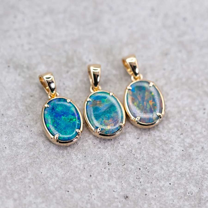 Minimal Style Oval Doublet Opal Necklace