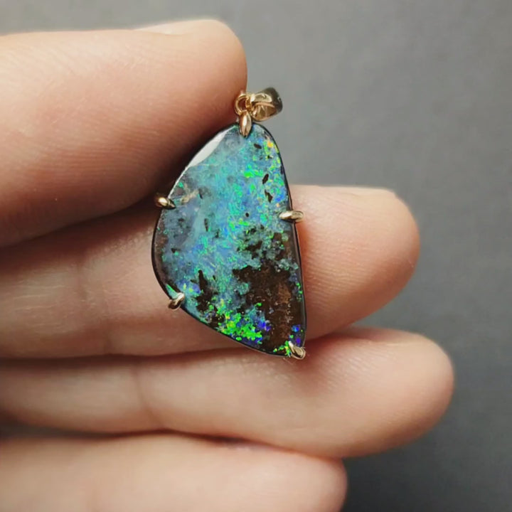 9.08ct Boulder Opal Necklace