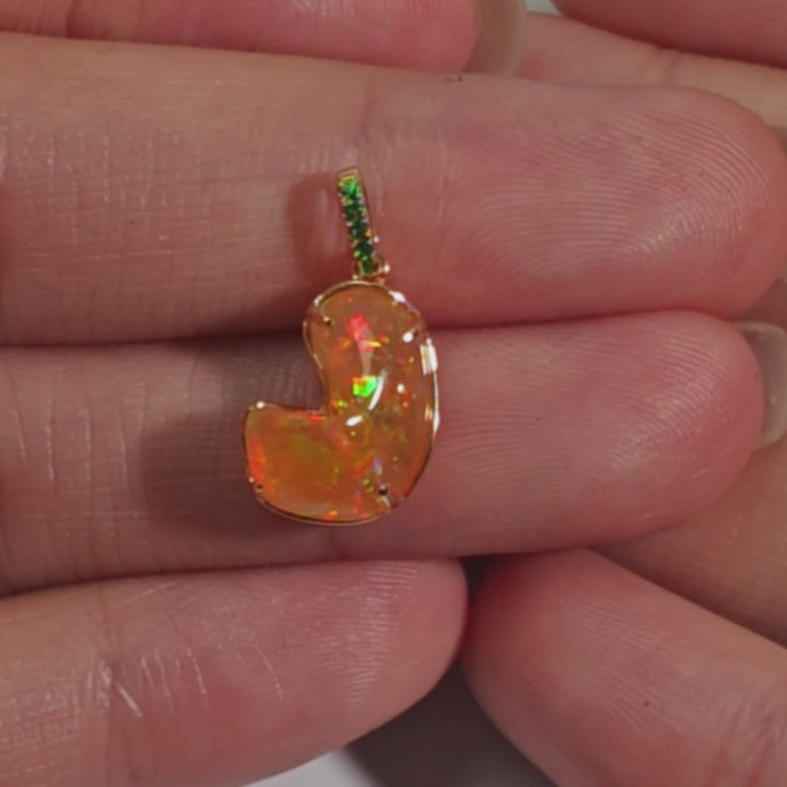 Rare 2.77 ct Moon-Inspired Fire Opal Necklace