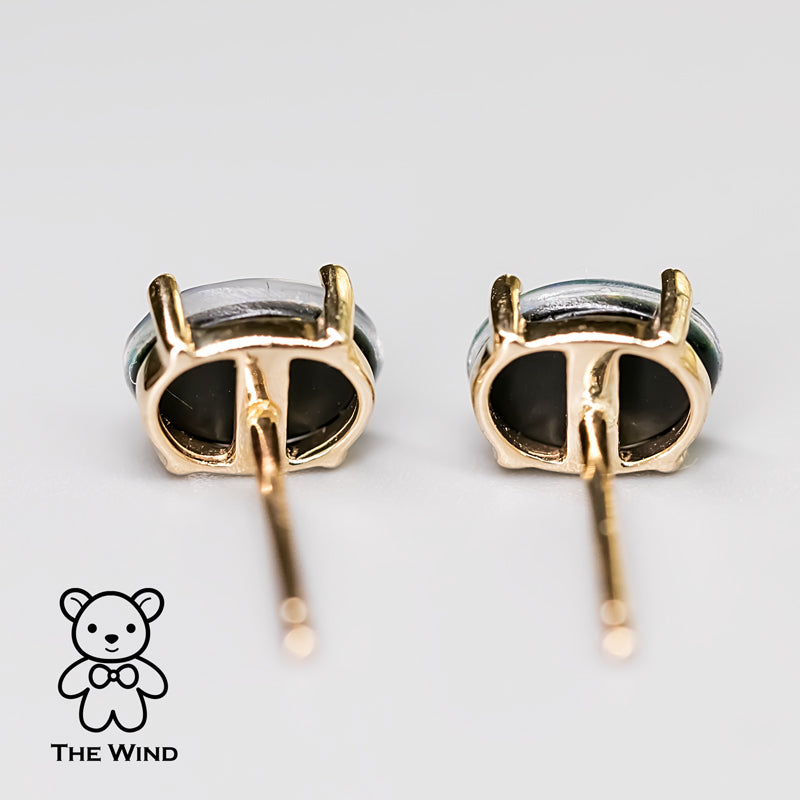 Minimalist Oval stud earrings