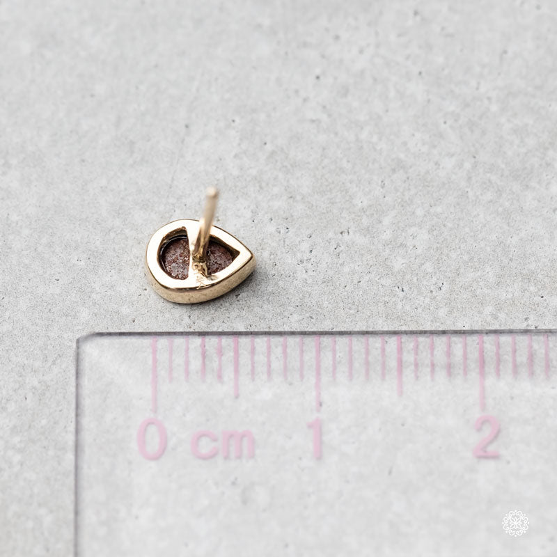 Australian Geometric Pear Stud Earrings 14K Yellow Gold | The Wind Opal